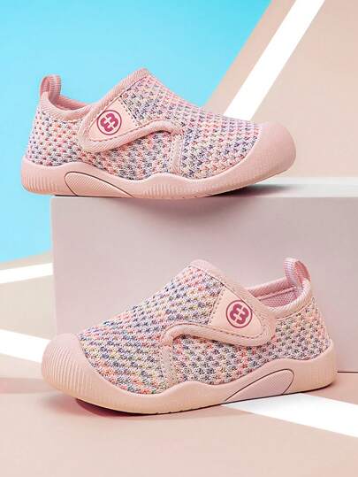 1 para butów dla niemowląt, pierwsze buty do chodzenia dla małych chłopców i dziewcząt, oddychające, lekkie, antypoślizgowe trampki