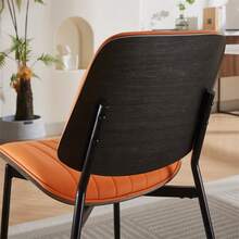 Juego de 2 sillas de comedor A&A Furniture, sillas modernas de mediados de siglo de piel sintética con respaldo de madera curvada de nogal, asiento tapizado, patas de metal, pies ajustables para silla de cocina o comedor (gris/naranja PU)
