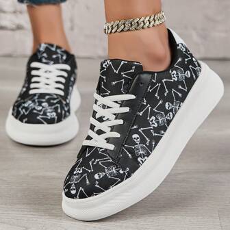 Women's Casual Lightweight Breathable Durable Outdoor Running Beach Shoes With Skull Ghost Pumpkin Halloween Graffiti Pattern, Fashionable Personalized Running Sneakers, Flat Bottom Shoes, Mesh Shoes, Thick Sole Shoes