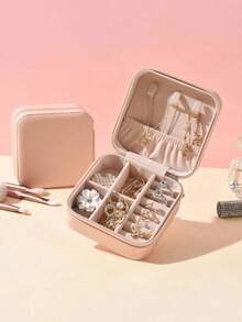 1 件大容量珠宝盒，便携式珠宝收纳盒，迷你珠宝收纳盒，珠宝展示盒，多功能收纳盒，具有防尘和抗氧化功能，适用于戒指、耳环、项链、口红、手表、手链、胸针、发夹、眼影盘，是送给女性、女孩、朋友和家人的绝佳礼物