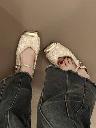 Sandalias de mujer nuevas para verano 2024, planas de punta cuadrada con diseño slip-on