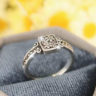 1 pieza Anillo de mujer vintage con decoración de flor tallada para fiesta, festival, uso casual, joyería de uso diario, San Valentín, mamá, madre, Día de la Madre, regalo