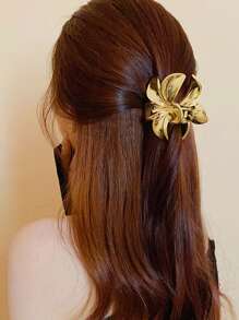 1pc Women's Gold Metal Daisy Flower 8cm/3.15in Large Hair Claw Clip, Elegant And Versatile Hair Accessory For Everyday, Office, Party, Travel Hair Clips Hair Jaw Clip Hair Clamps Hair Clutch Hair Catcher Clip, School Stuff, College Fall Winter Hair Accessories For Women For Vacation Outfits Woman