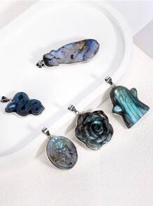 1pc Labradorite Natural Stone Crystal Pendant For Necklace Gem Stone Wolf Butterfly Crystal Carving Flash Healing Energy Pendants Jewelry H482