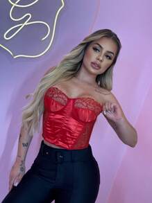 cropped de renda com bojo alta qualidade amarração nas costas moda blogueirinha