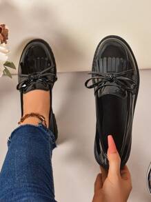 Fashion Chunky Heel Fringe Bow Loafers For Women, Spring/Autumn Valentines - Black - View 1