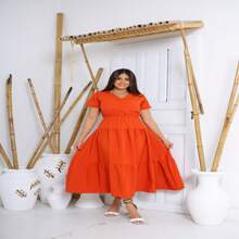 Dress With Two Crepinho Ruffles! With A V-Neck And Elegant Design, It Is Perfect For Parties And Special Events, Such As  Occasions. - 亮橙色 - 查看 1