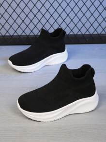 全新轻便透气网眼休闲一脚蹬运动鞋，适合青少年，软底，防滑，适合户外和运动，四季皆宜