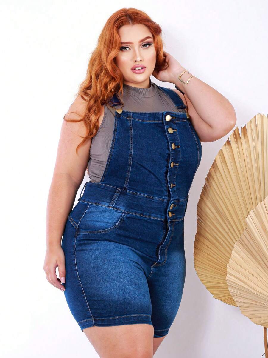 Plus Size Feminina Short Jeans Jardineira - 深色水洗藍 - 查看 1