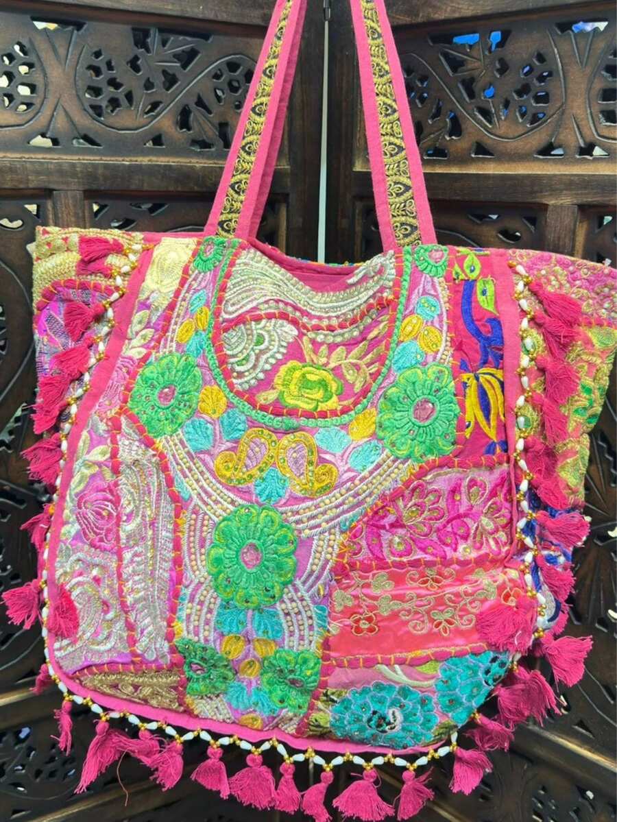 Bangkok 2 Scholarship - Màu Hồng Tươi - Xem 1