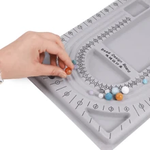 1 pieza Molde de diseño de joyería de plástico para hacer pulseras y collares manualmente