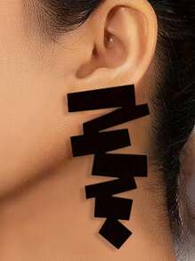 1 Pair New Creative Asymmetrical Dangle Earrings