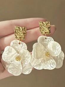 1 paire Boucles d'oreilles florales vintage uniques et de luxe pour femmes, convient pour les fêtes et les vacances