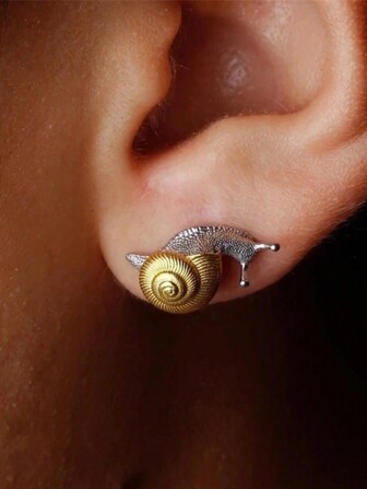 1 对时尚复古优雅独特创意高端设计金属蜗牛耳钉，男女皆宜，情侣款