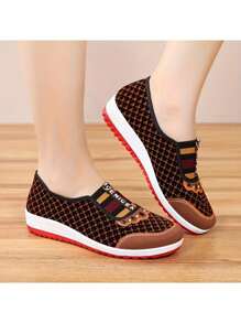 新款春秋季女士软底防滑休闲乐福鞋中年一脚蹬平底鞋 - 紅色 - 查看 5