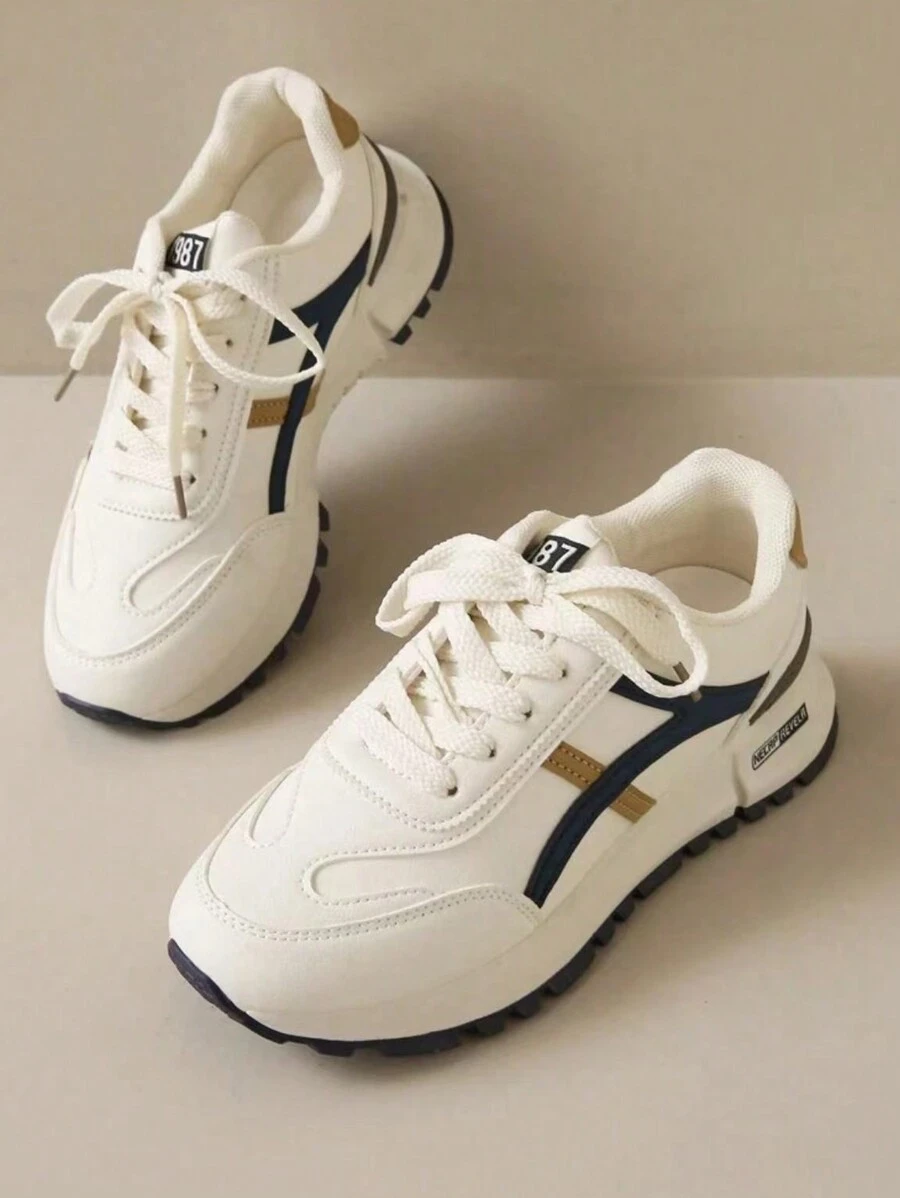 Women's Round Toe Lace-Up Casual Comfortable Athletic Sneakers