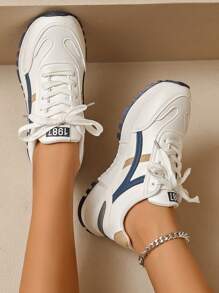 Sneaker vintage da donna, scarpe casual da corsa leggere e comode con punta tonda e allacciatura bassa