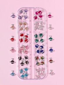 48 piezas/caja de 12 compartimentos Decoraciones de uñas con corazones y estrellas glamorosas, accesorios de arte de uñas de lujo - Adecuado para mujeres y técnicos de uñas, productos esenciales para el cuidado de las uñas, ¡encanto para uñas!