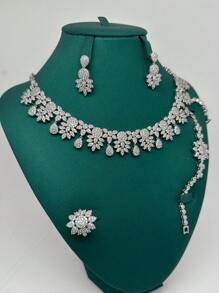 4 pièces Set de bijoux mode comprenant un collier, des boucles d'oreilles, un bracelet et une bague avec pendentif à franges, en laiton, cubique zirconia, argent. Ensemble de colliers de luxe. Convient pour les soirées, les fêtes, les mariages, les cadeaux de la Saint-Valentin pour les femmes