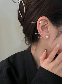 1 para modnych kolczyków ze srebra próby 999 z cyrkoniami sześciennymi zakręcanymi z klasycznymi kolczykami w słodkim stylu do codziennej dekoracji ZYE192