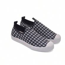 Sneakers / Yacht Shoes Women's Casual Fashion Promotional Price Black Tennis Shoes Easy To Wear, Comfortable Just By Slipping Your Foot On,  Style Slip-On Sneakers - 黑與白 - 查看 3