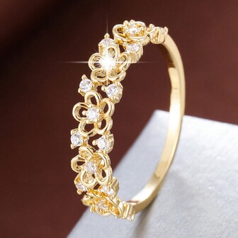 1 件优雅花卉设计锆石镶嵌女士戒指