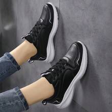 New Lace-Up Sports Shoes, Comfortable Casual Running Sneakers For Autumn/Winter - Black and White - View 7