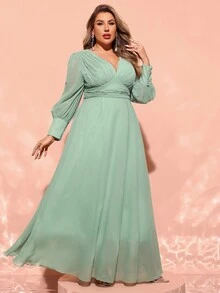Plus Size Solid V-Neck Elegant Long Sleeve Pleated Dress - Green - View 6
