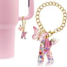 带手柄杯子字母吊饰配件，可爱首字母钥匙扣手柄吊饰带蝴蝶，适用于女士女孩的玻璃杯