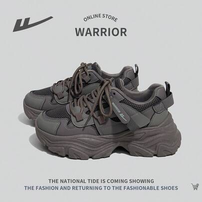 WARRIOR Giày thể thao đế cao tăng chiều cao thường ngày cho nữ, giày chạy bộ ngoài trời buộc dây thoải mái chống trượt đa năng chống bụi bẩn giày mới 2025