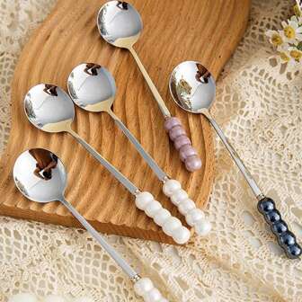 1pc Stainless Steel Spoon With Faux Pearl Handle, Suitable For Cake, Dessert, Coffee Daily Use,Kitchen,Christmas Gift,School Supplies