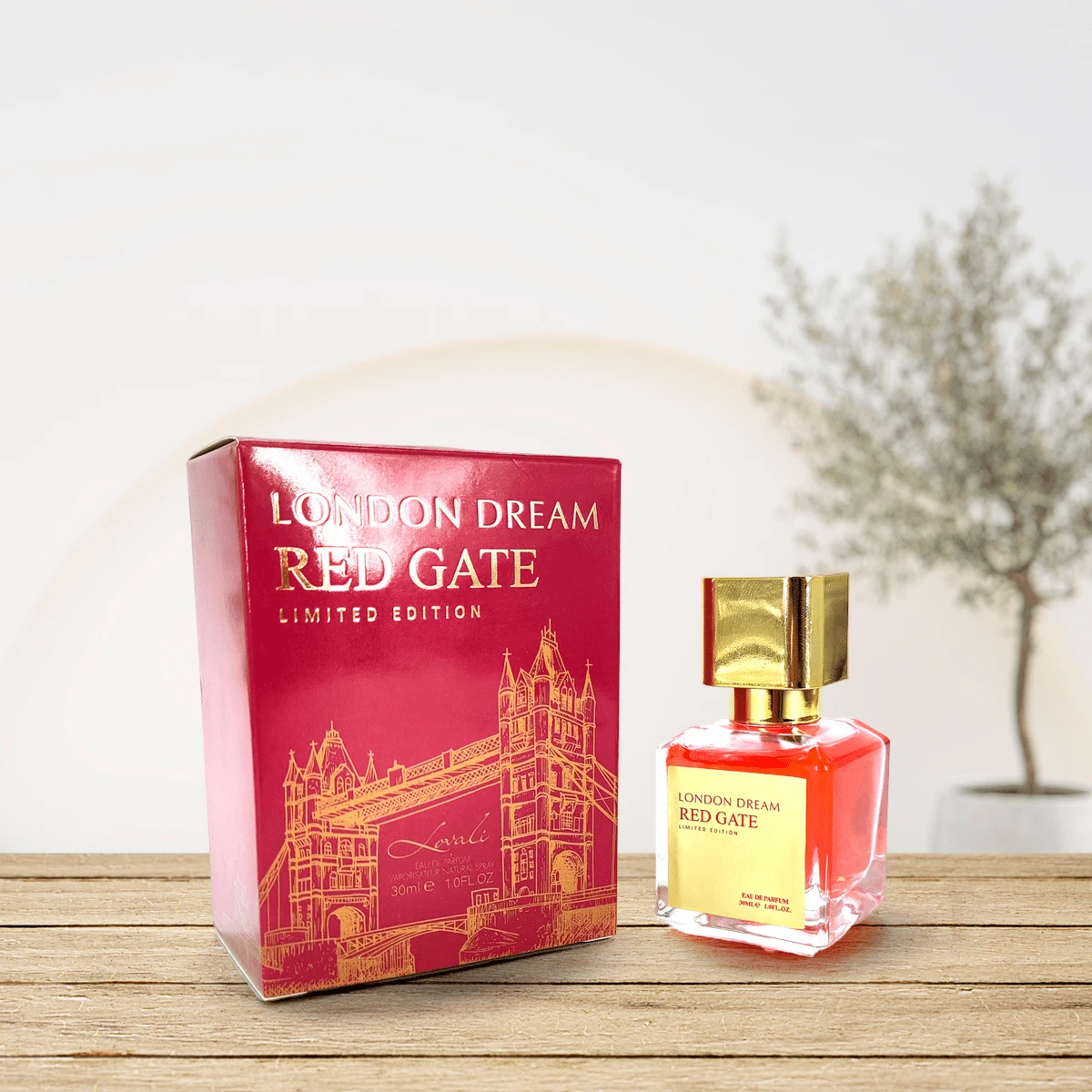 LOVALI RED GATE OF LONDON DREAM 30ml Sweet Scented Women's Perfume Packaged In A High-End Gift Box That Can Be Used As A Gift. - Red - View 1