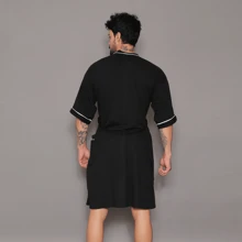 Roupão masculino estilo americano de malha com bolsos - Preto - Visão 4