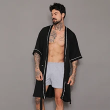 Roupão masculino estilo americano de malha com bolsos - Preto - Visão 3