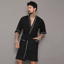 Roupão masculino estilo americano de malha com bolsos - Preto - Visão 1