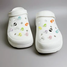 16入組夜燈萬聖節樹脂配件,可愛卡通眼球設計鞋花,適用於空洞鞋子,可拆卸