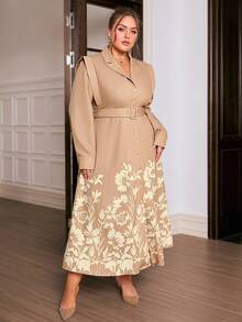 Sollinarry 大码女式春季新款碎花休闲连衣裙，纽扣前襟设计，适合工作场合穿着。 - 卡其色 - 查看 4