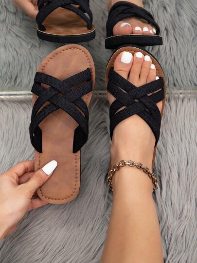 Summer And Fall New Fashion Retro Niche Romantic Suitable For Vacation Dinner Outdoor Women's Shoes Sandals, French Senior Slouchy Comfortable Lightweight Breathable Open-Toe Black Cross Strap Round Toe Flat Slippers