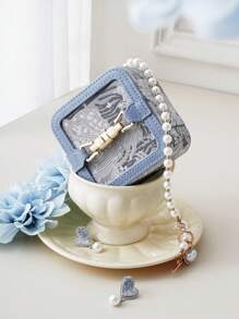 CASEGRACE 1pc High-Quality French Floral Print Leather Jewelry Box In PINK/Blue, Adorned With A Metal Lock Clasp. Jewelry Travel Case For Pearls Rings, Earrings, Necklaces, Bracelets, Other Jewelry Items- Jewelry Organizer For Women And Girls . With Its Gentle Colors, It Is Perfect For Organizing Wedding Accessories, Serving As Wedding Decor And Bridesmaid Gift. Christmas Gifts For Girlfriends, Etc. A Top Choice For Home Decor, Party Decorations, And Birthday Embellishments. Back To School