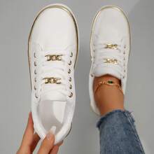 Comfy Women's Low Top Canvas Sneakers With Anti-Slip Sole For Casual Daily Wear - Round Toe Design - 白色 - 查看 3
