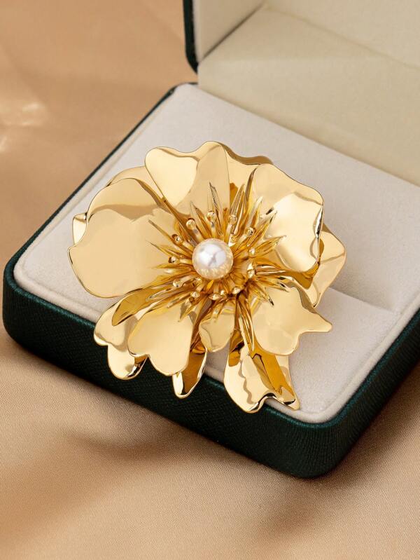1 pièce Broche élégante, mode, sexy, en métal, avec fleur et faux perle au centre, pour femmes, convient pour les fêtes et le port quotidien, Saint-Valentin