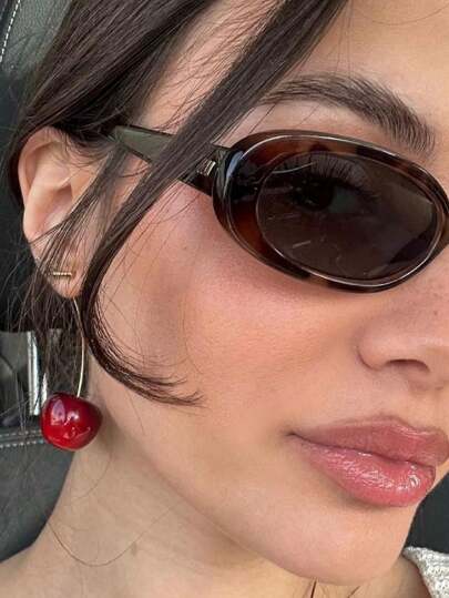 1 Par de Brinco de Fruta Vermelhas de Cereja para Mulheres, Design Doce, Versátil, Pessoal e Fashion para Uso Cotidiano