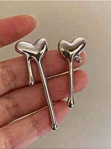 Asymmetric Metal Heart Shaped Exaggerated Long Earrings, Fashion Simple Personalized Elegant European And American Style Jewelry Gift Valentines - Silver - View 1