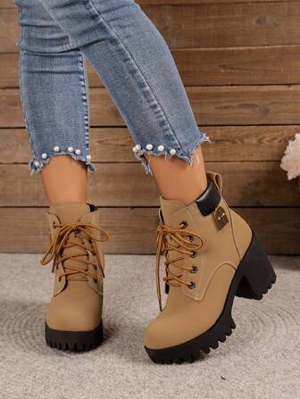 GO WITH Leggings Halkskyddad medelhög trendig koreansk stil vattentäta stövlar för kvinnor, höst/vinter 2024 Matchande vit klänning