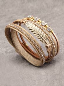 1pc Fashionable Personalized Round Metal Charm Multi-Layer Snake Skin Leather Wrap Bracelet, Gift For Girlfriend/Mom - Can Be Worn In Any Position On The Wrist