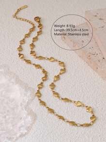 Un elegante y minimalista collar de disco circular de acero inoxidable con diseño de copo de nieve chapado en oro de 18K, adecuado para uso diario o fiestas de damas o como regalo para el Día de las Madres