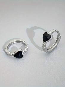 أقراط حلقيّة لتزيين القلب الأسود زوج واحد ، أقراط بسيطة رجعية بطراز بانك ، هدية للفتيات