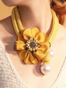 1 件手工多层大花和人造珍珠波西米亚项链，适合日常、度假、海滩、派对、情人节礼物