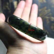 1pc Natural High Magnetic Jade Bracelet, Yaowang Stone Fashion Bracelet, High Quality Gem Crystal Jewelry, All Handmade, Women's Quartz Crystal Wealth Bracelet, Gift For Women, Suitable For Holiday Party Gifts, Quartz Crystal Gifts. (Complimentary: Gift Box)