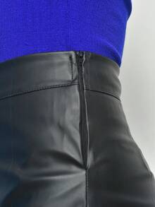 Short Saia Couro Feminino Com Botão Short Saia Couro Com ziper Lateral